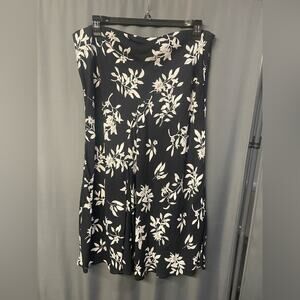 find made in Romania women’s plus size 3x skirt (b21)